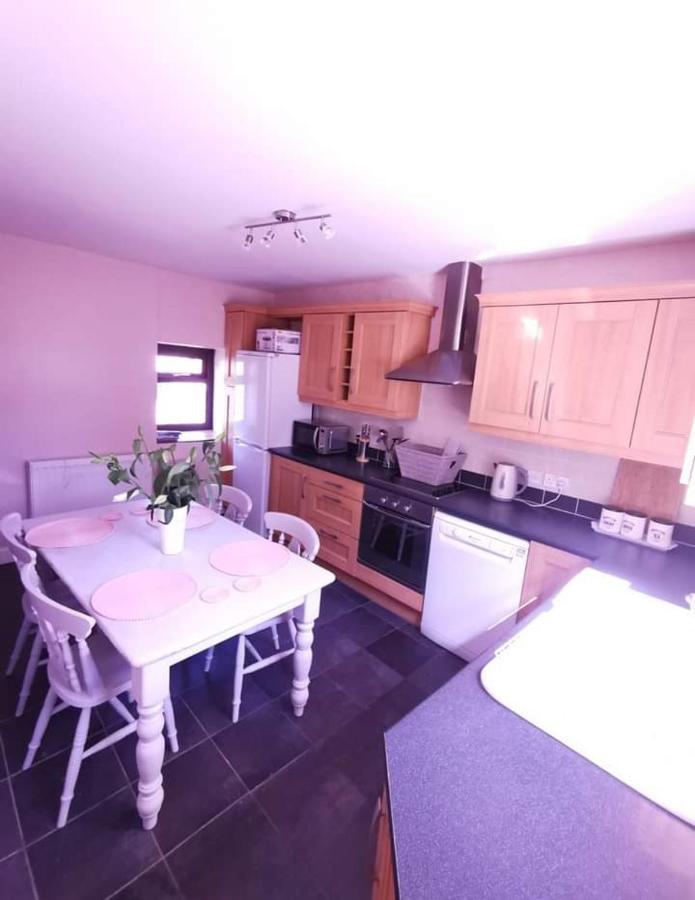 Glan-Yr-Afon Cottage Two Bedrooms Sennybridge エクステリア 写真