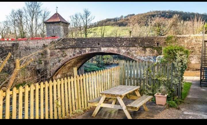 Glan-Yr-Afon Cottage Two Bedrooms Sennybridge エクステリア 写真